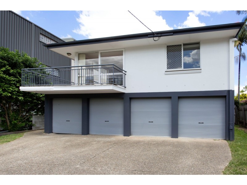 2/43 Lambert Road, Indooroopilly QLD 4068