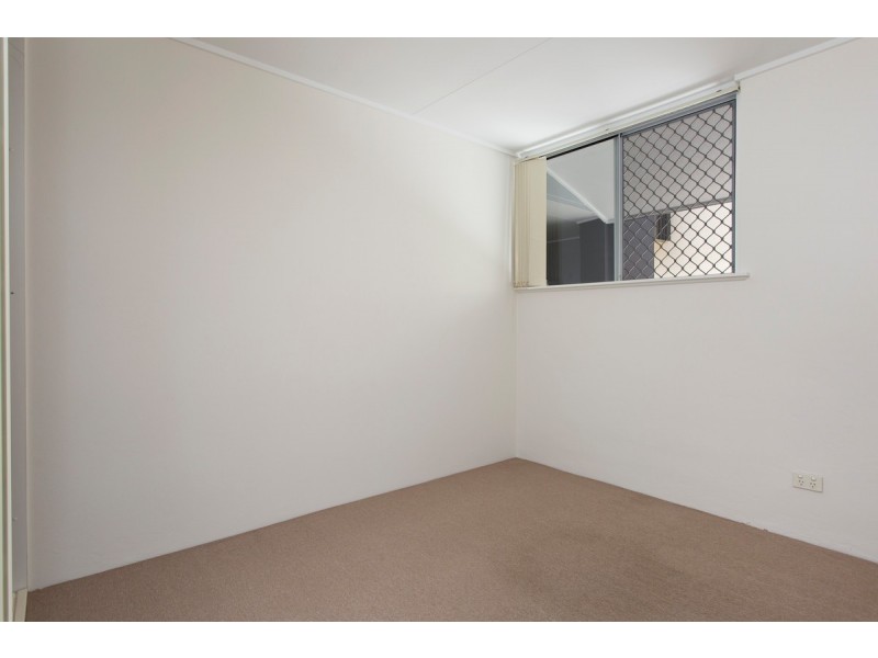 2/43 Lambert Road, Indooroopilly QLD 4068