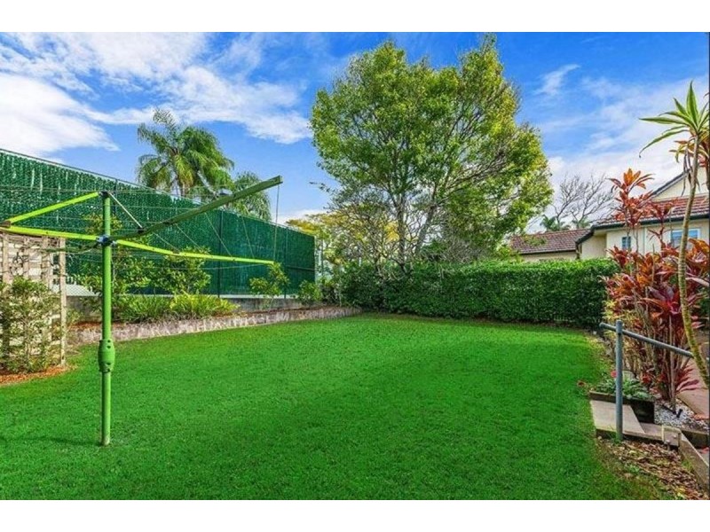 29B London Road, Clayfield QLD 4011