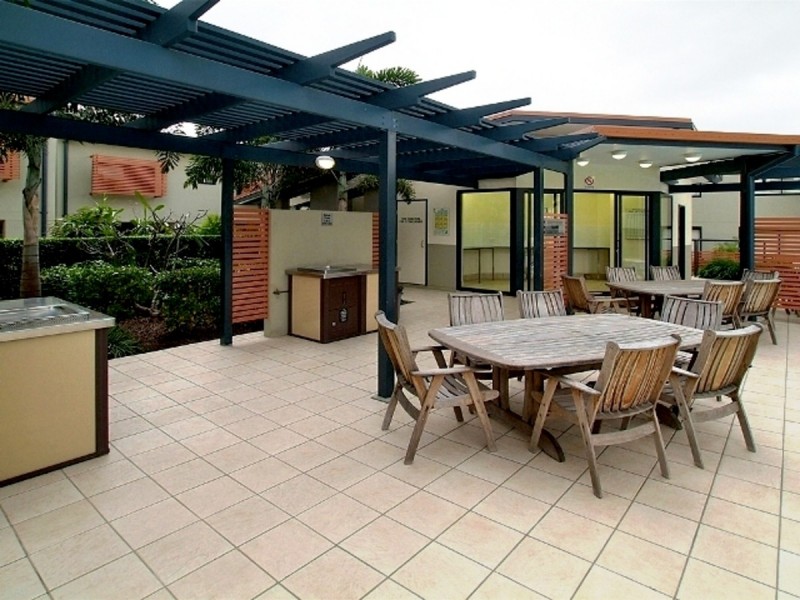 140/7 Land Street, Toowong QLD 4066