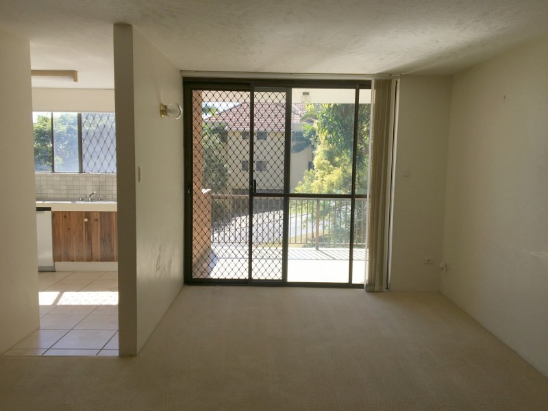 2/49 Bishop Street, St Lucia QLD 4067