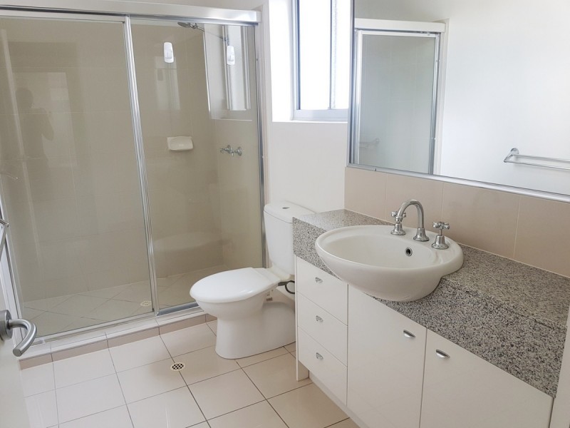 19/36 Holland Street, Toowong QLD 4066