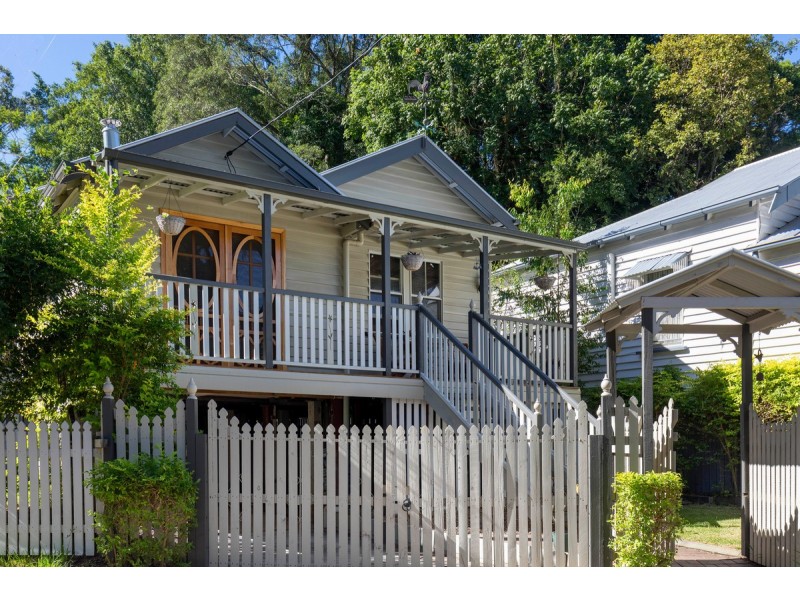 25 Orchard Street, Toowong QLD 4066