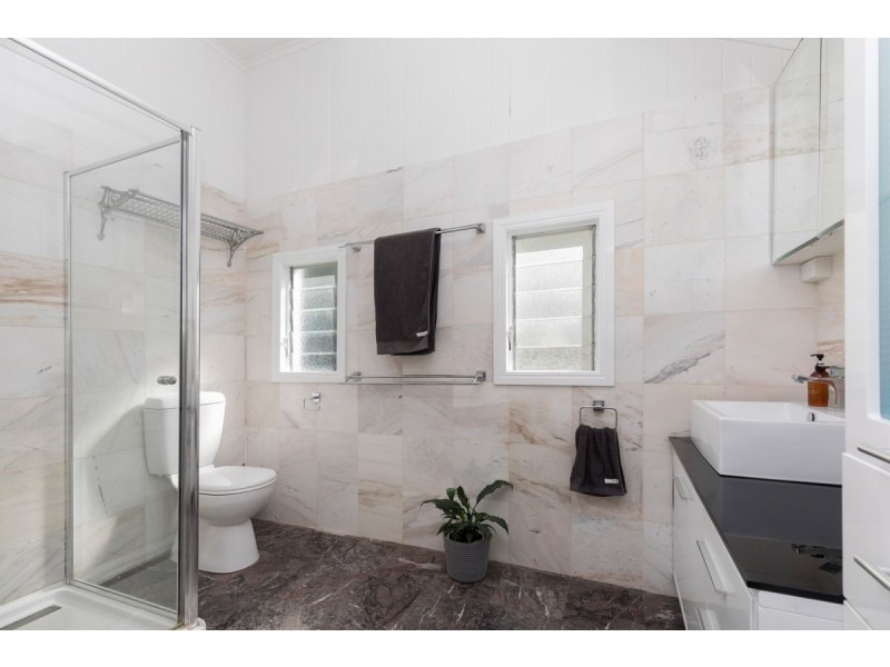 25 Orchard Street, Toowong QLD 4066