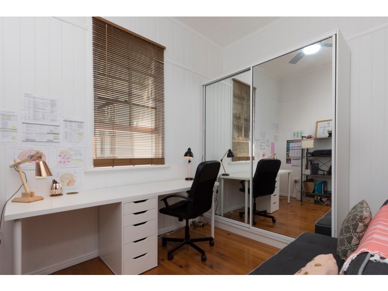 25 Orchard Street, Toowong QLD 4066