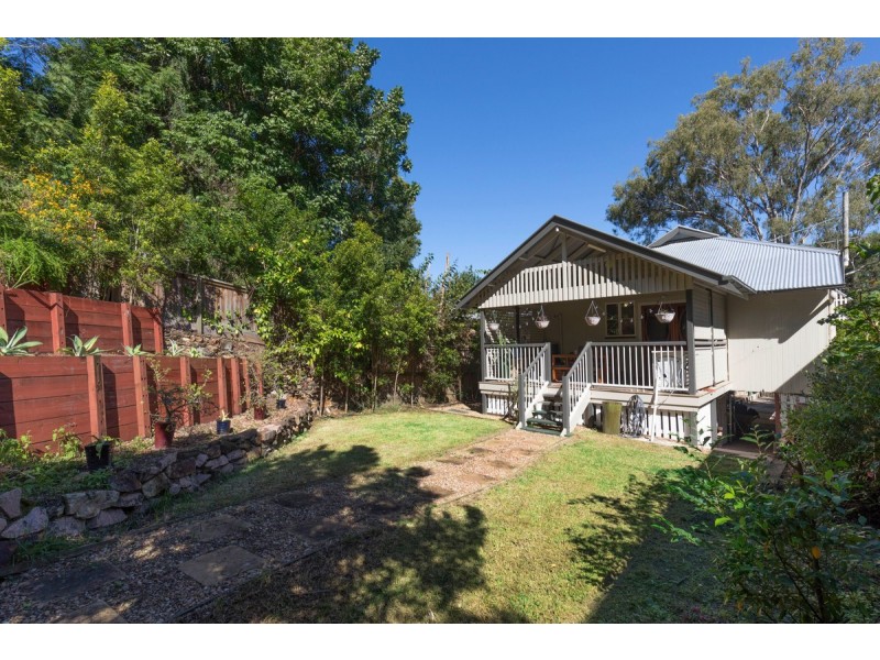 25 Orchard Street, Toowong QLD 4066