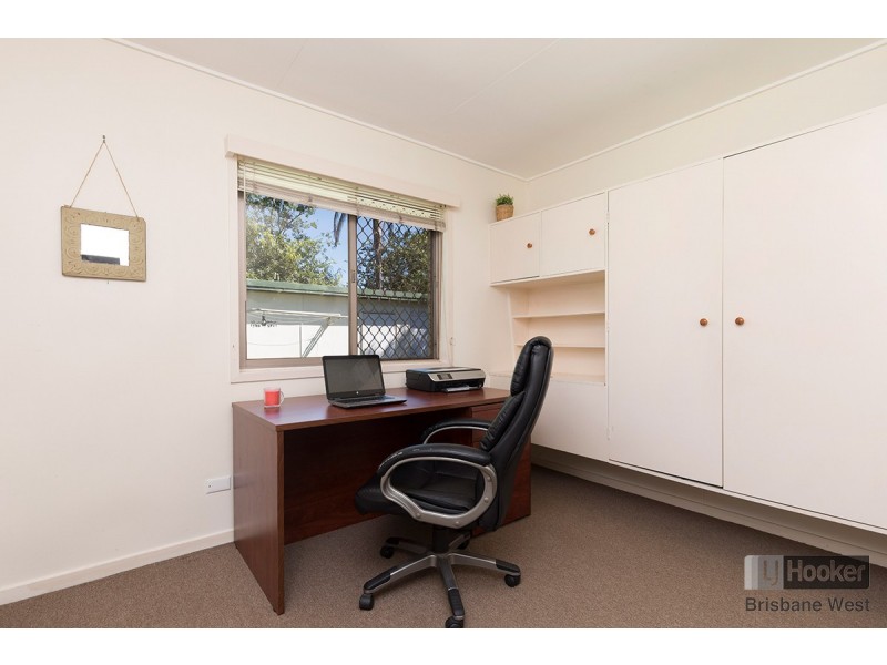 4 Durness Street, Kenmore QLD 4069