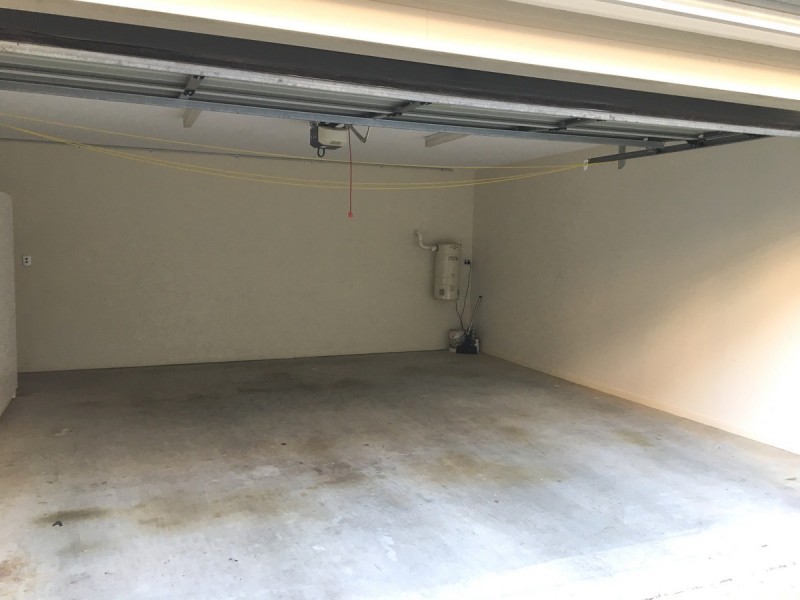 38 Raven Street, St Lucia QLD 4067