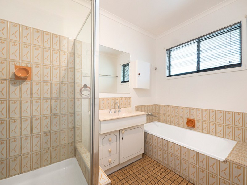 12 Pinkwood Street, Bellbowrie QLD 4070