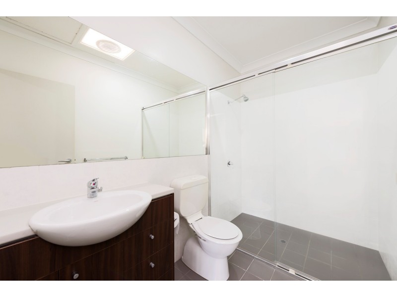 3/45 Railway Avenue, Indooroopilly QLD 4068