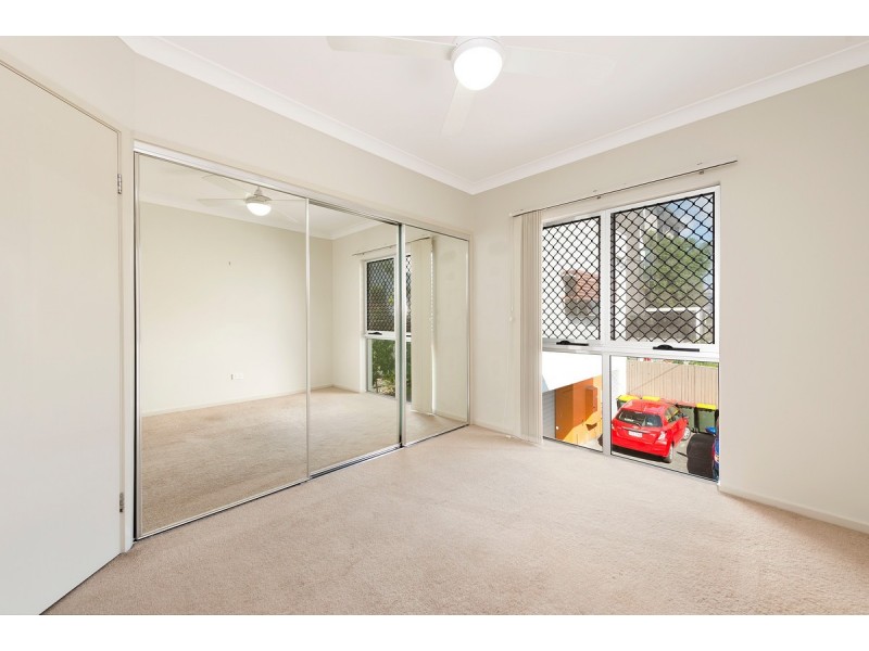 3/45 Railway Avenue, Indooroopilly QLD 4068
