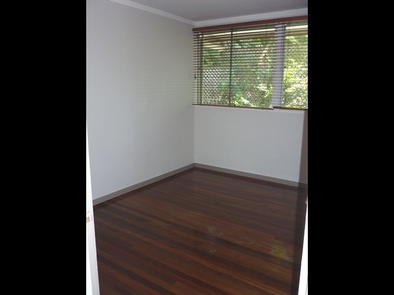 70 Woolley Street, Taringa QLD 4068