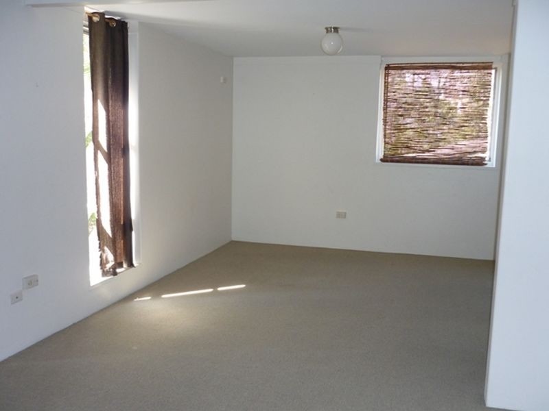 70 Woolley Street, Taringa QLD 4068
