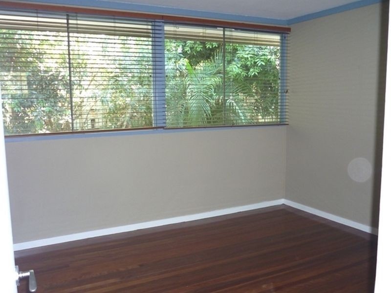 70 Woolley Street, Taringa QLD 4068