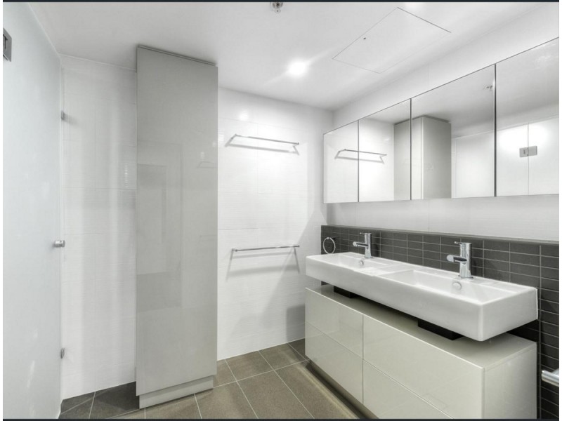 2005/55 Railway Terrace, Milton QLD 4064