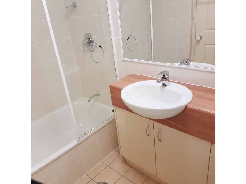 8/23 Dwyer Street, Nundah QLD 4012