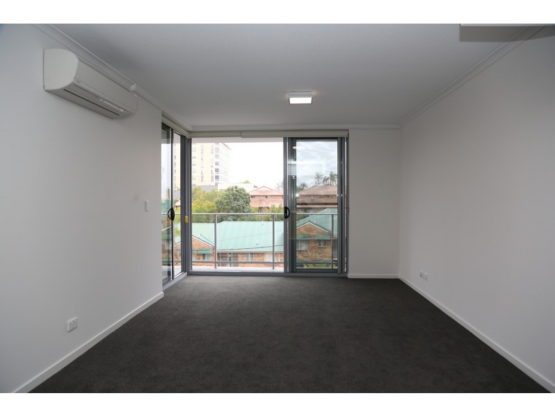 12/8 Finney Road, Indooroopilly QLD 4068
