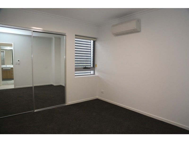 12/8 Finney Road, Indooroopilly QLD 4068