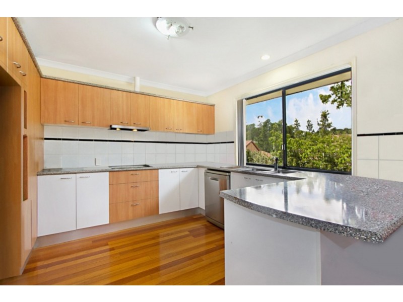 5/9 Pamela Place, Kenmore Hills QLD 4069