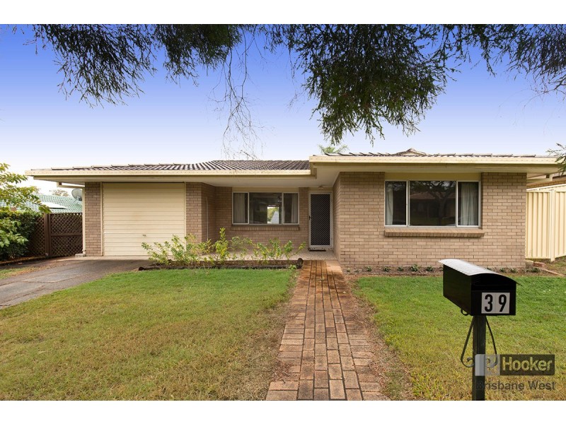 39 Masthead Street, Jamboree Heights QLD 4074