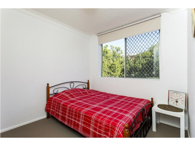 4/22 Waverley Road, Taringa QLD 4068