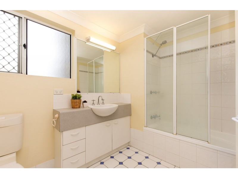11/32 Cadell Street, Toowong QLD 4066