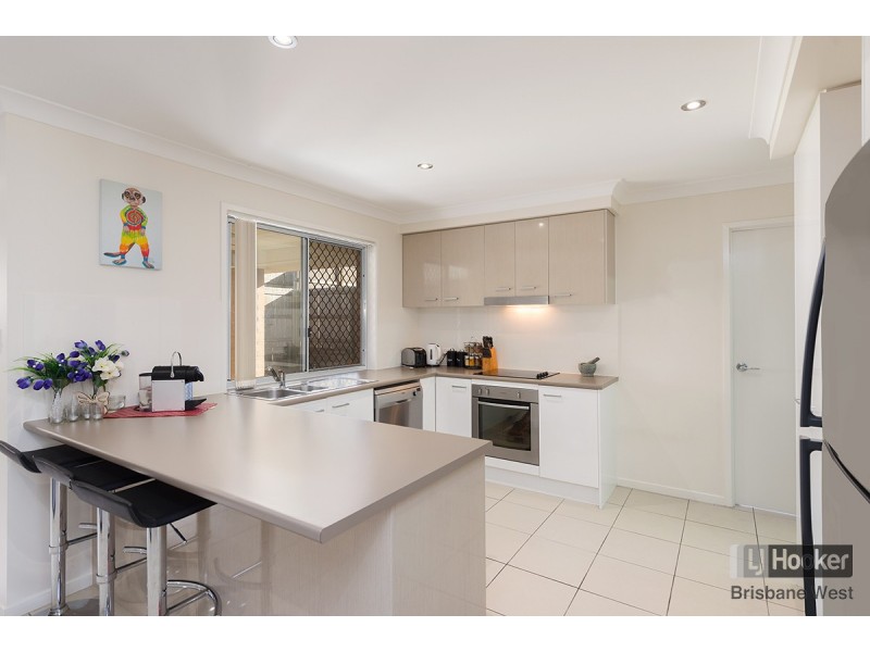 5 Asher Place, Moggill QLD 4070