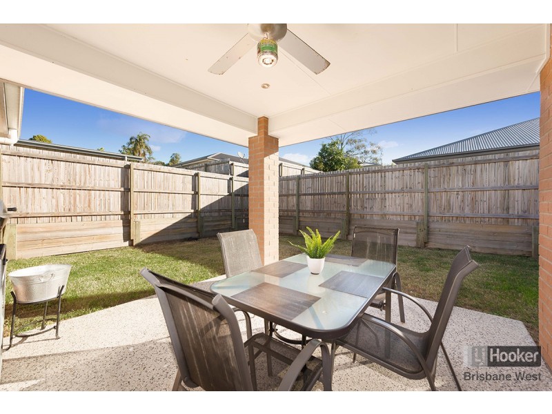 5 Asher Place, Moggill QLD 4070