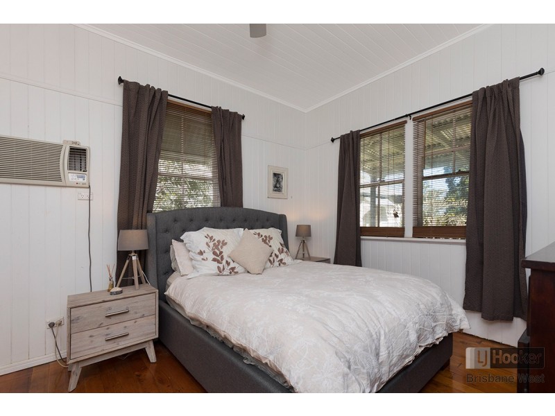25 Orchard Street, Toowong QLD 4066