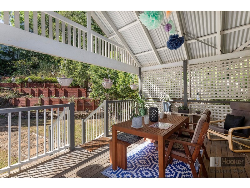 25 Orchard Street, Toowong QLD 4066