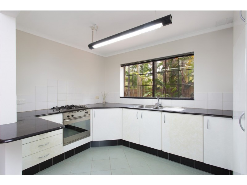 6/12 Woodstock Avenue, Taringa QLD 4068