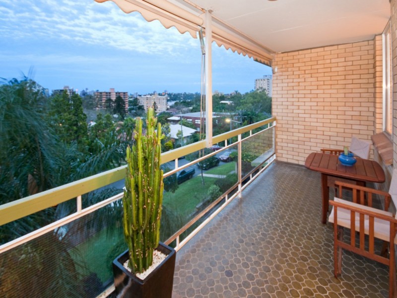 12/15 Bellevue Terrace, St Lucia QLD 4067