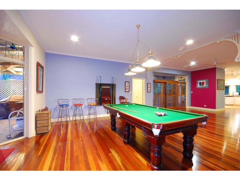 56 Curtis Place, Anstead QLD 4070