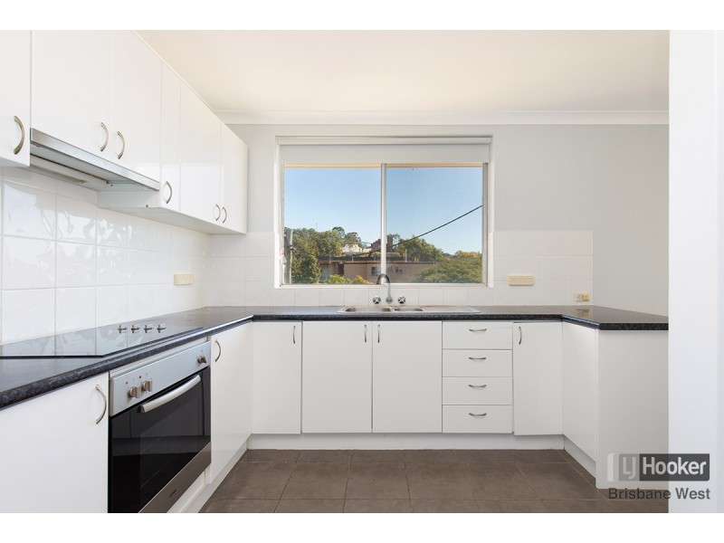 4/22 Holland Street, Toowong QLD 4066