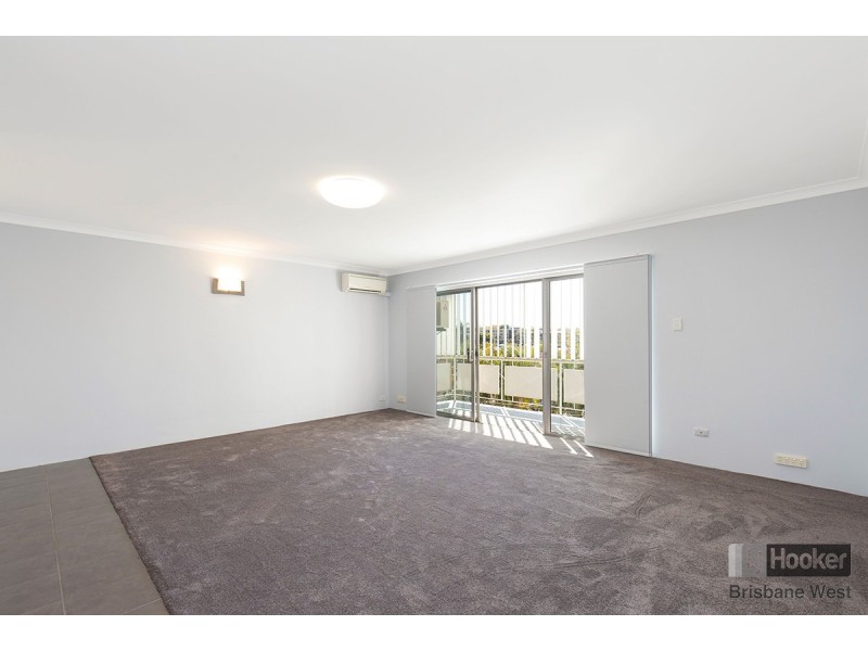 4/22 Holland Street, Toowong QLD 4066
