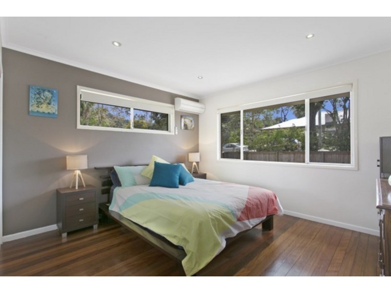 176 Burbong Street, Chapel Hill QLD 4069