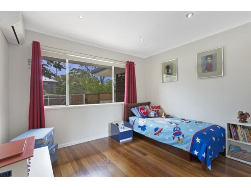 176 Burbong Street, Chapel Hill QLD 4069