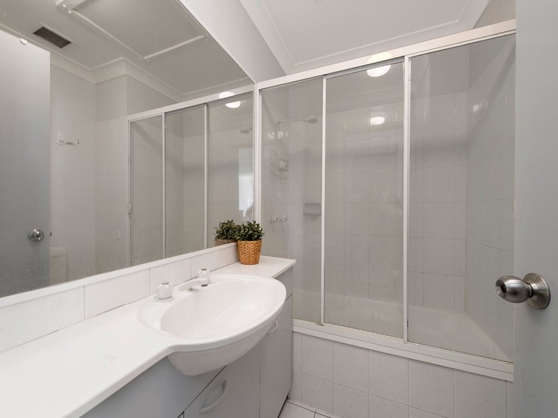 3/21 Campbell Street, Toowong QLD 4066