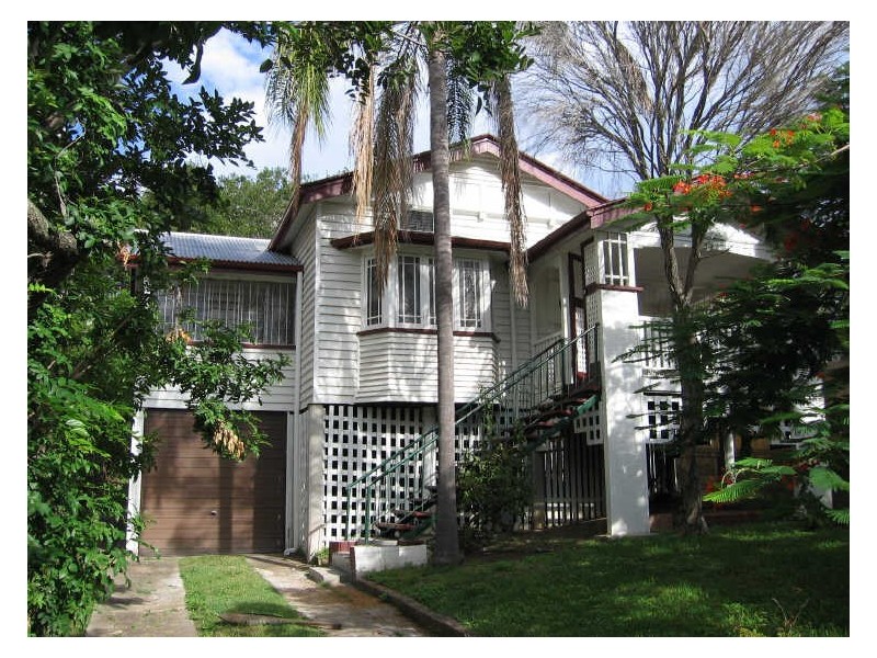 34 Holland Street, Toowong QLD 4066