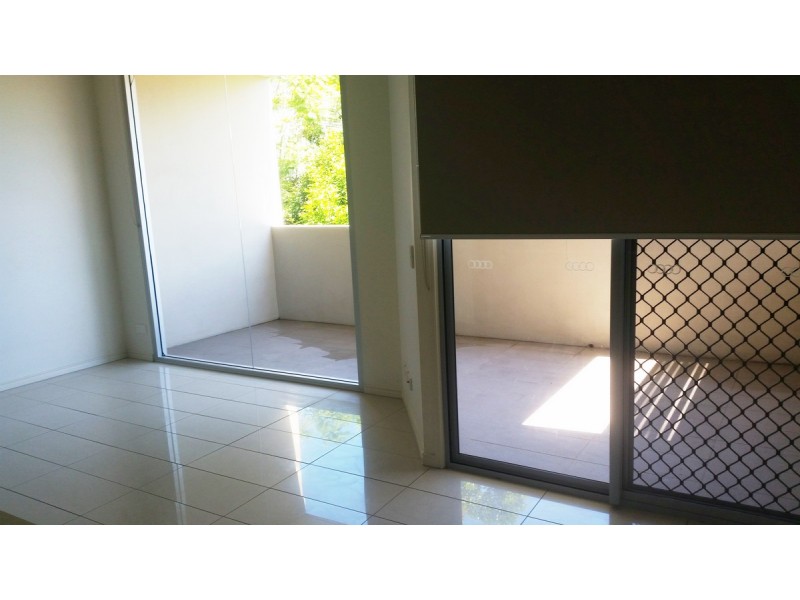 5/118 Carmody Road, St Lucia QLD 4067