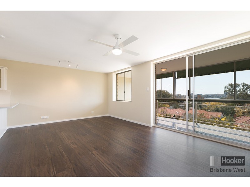 10/15 Bellevue Terrace, St Lucia QLD 4067