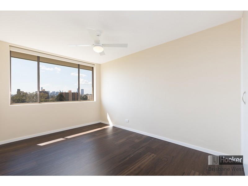 10/15 Bellevue Terrace, St Lucia QLD 4067