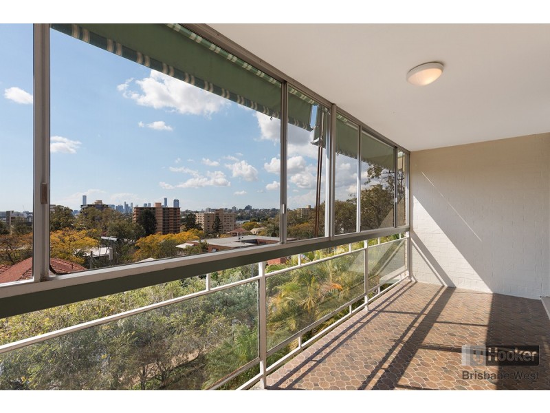 10/15 Bellevue Terrace, St Lucia QLD 4067