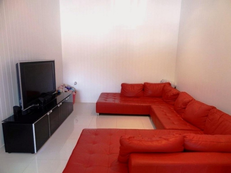 4/23 Woodstock Road, Toowong QLD 4066