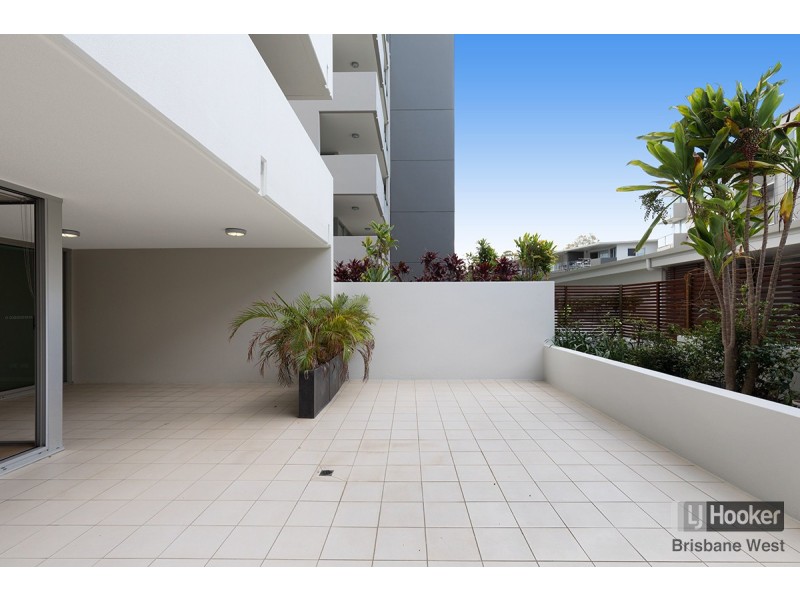 6/95 Clarence Road, Indooroopilly QLD 4068