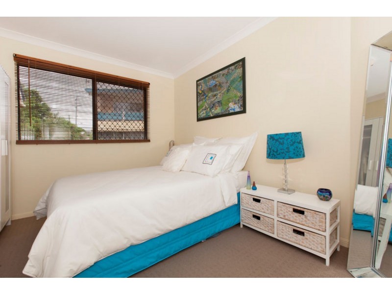 9/121 Sir Fred Schonell Drive, St Lucia QLD 4067