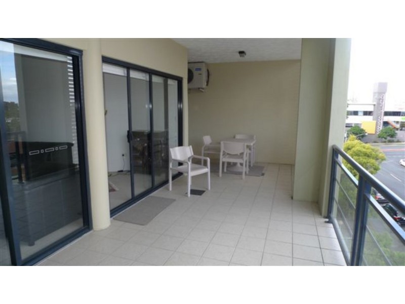 24/11 Grosvenor Road, Indooroopilly QLD 4068