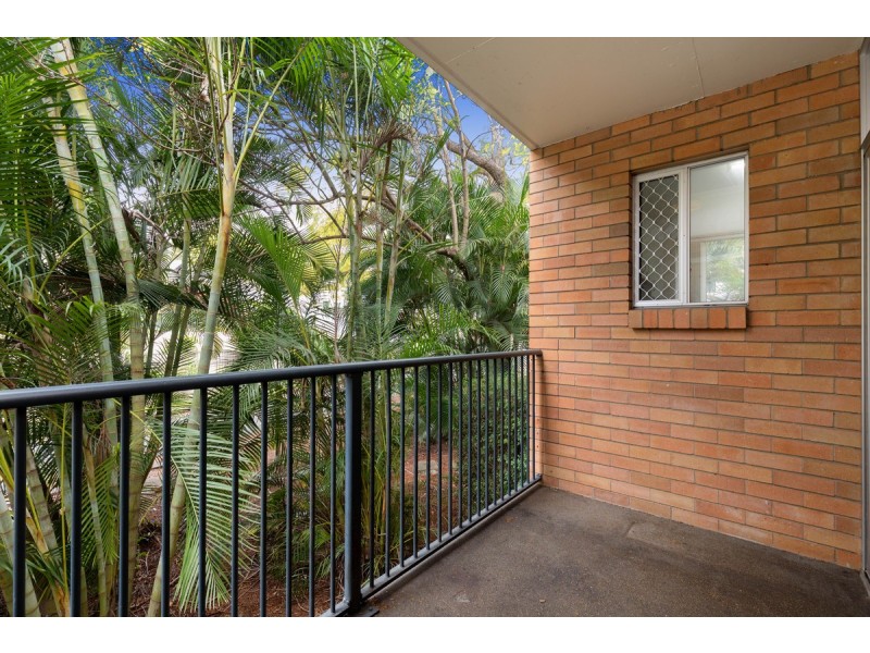 6/104 Gailey Road, St Lucia QLD 4067