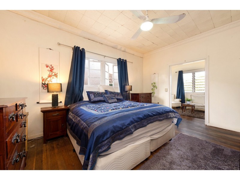 102 Jubilee Terrace, Bardon QLD 4065