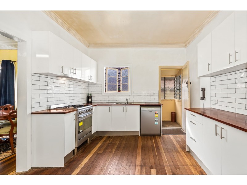 102 Jubilee Terrace, Bardon QLD 4065